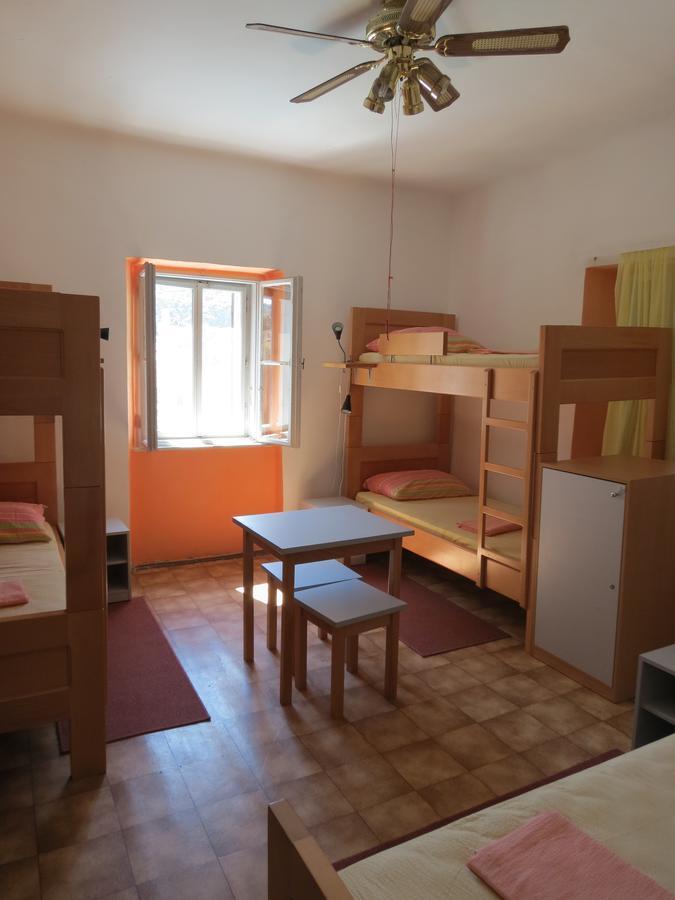 Hi Hostel Veli Lošinj Екстериор снимка