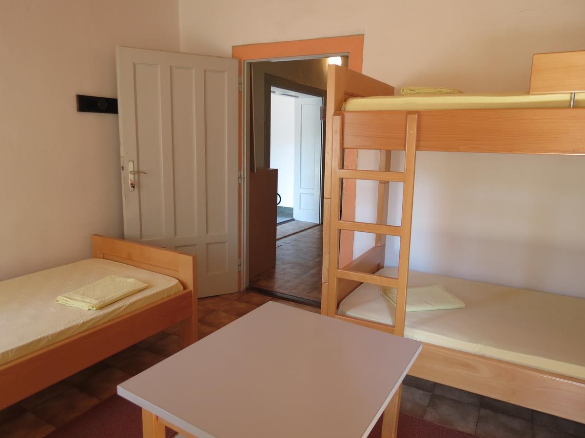 Hi Hostel Veli Lošinj Екстериор снимка