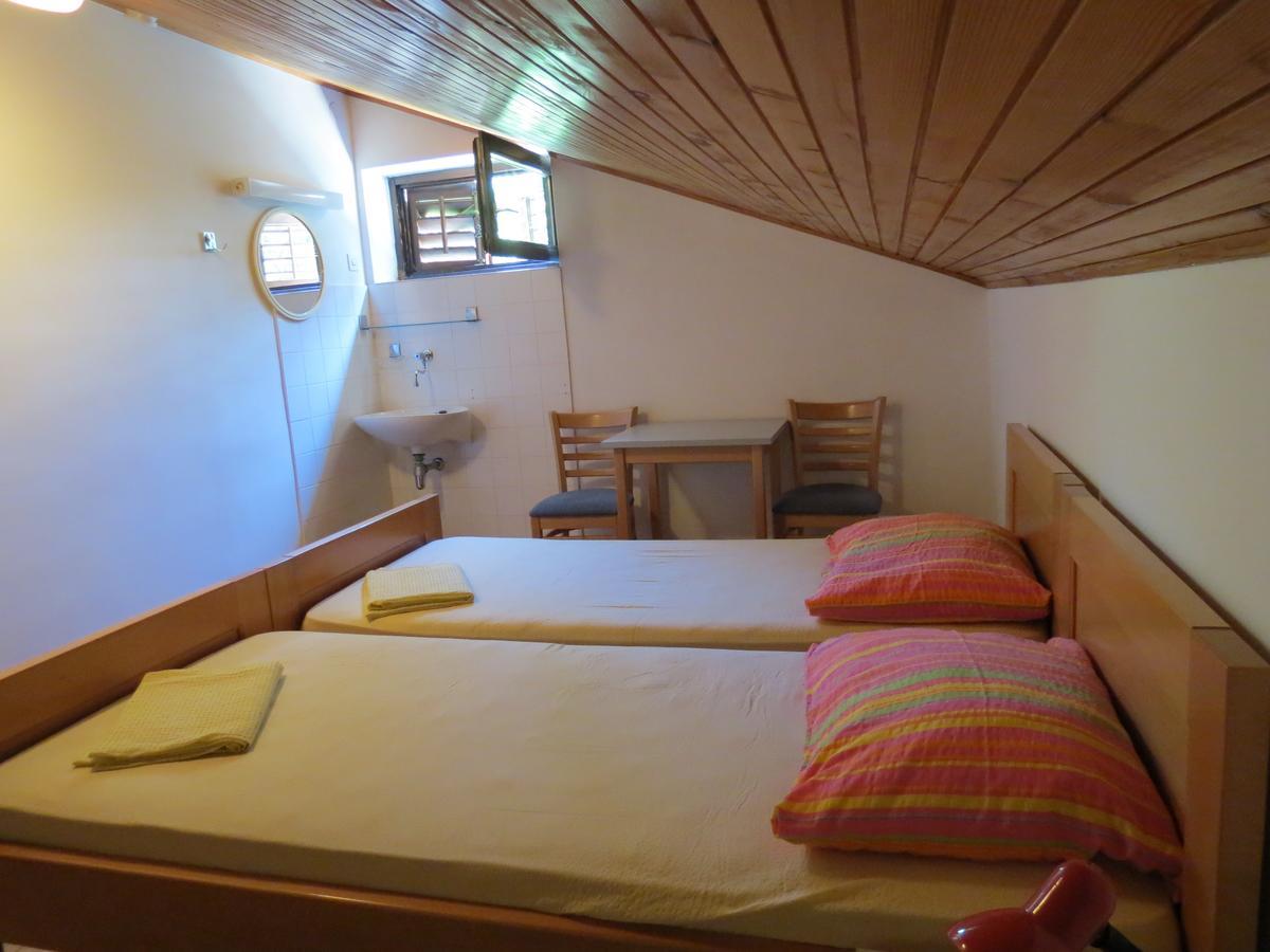Hi Hostel Veli Lošinj Екстериор снимка